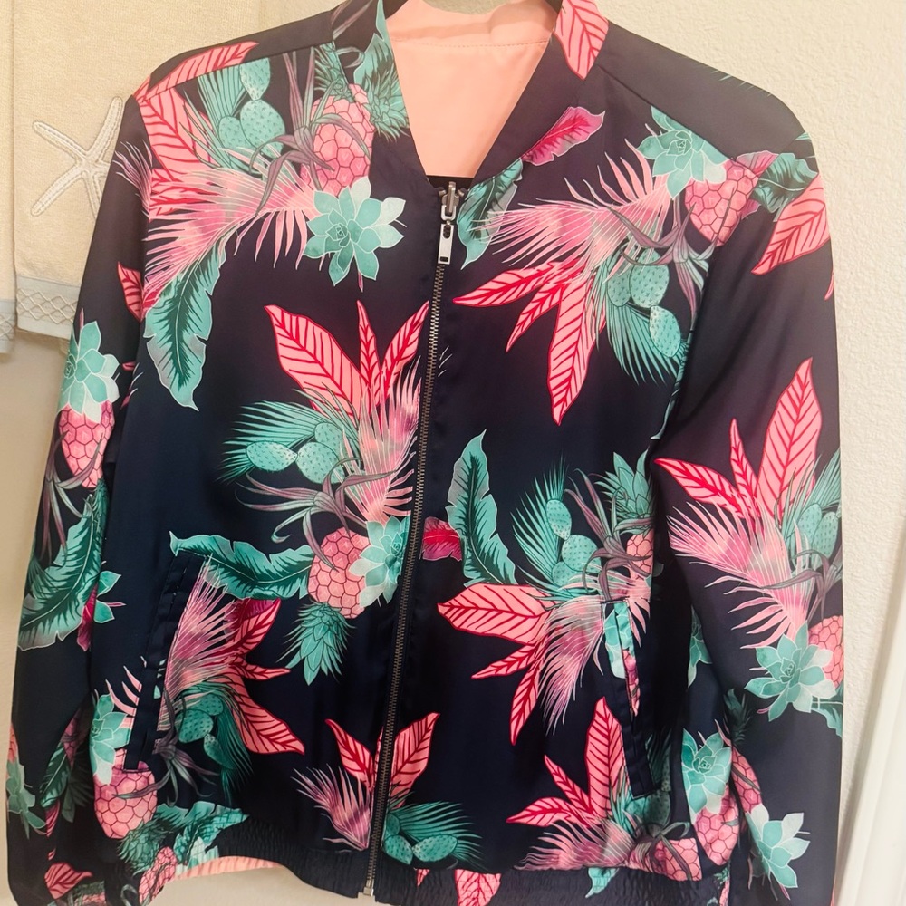 Floral Print Women's Satan  Jacket by GAP; reversible size Large.